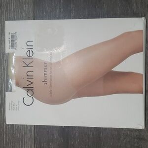 Calvin Klein Shimmer Control Top Pantyhose Size B Ivory